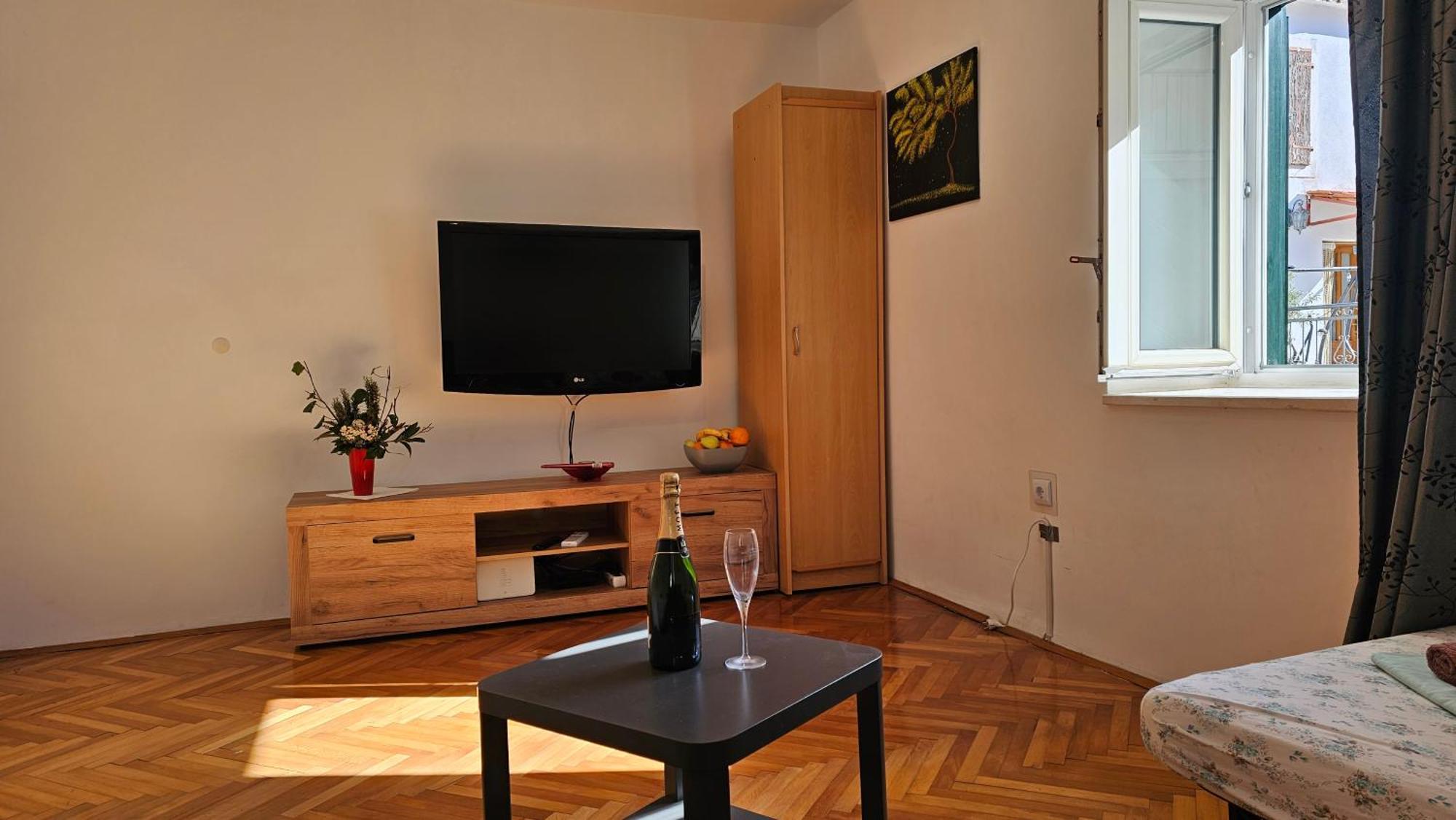 Apartment 22 Омиш Экстерьер фото